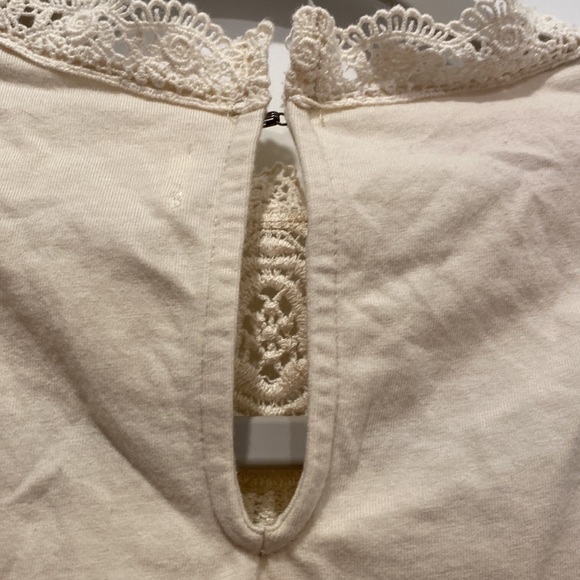 Abercrombie & Fitch Lace Mock Neck Sleeveless Top Size S - Picture 5 of 7